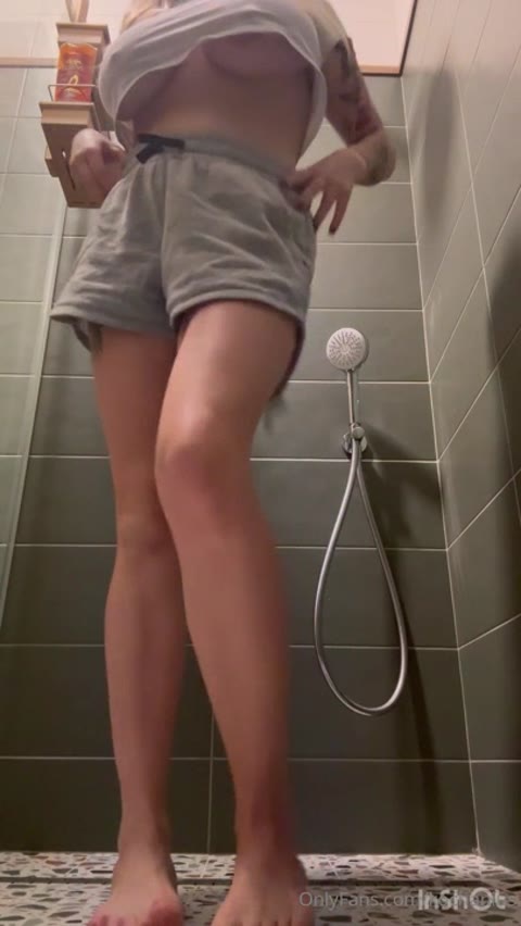 A kochanius exclusive leaked nude post on ReelHub