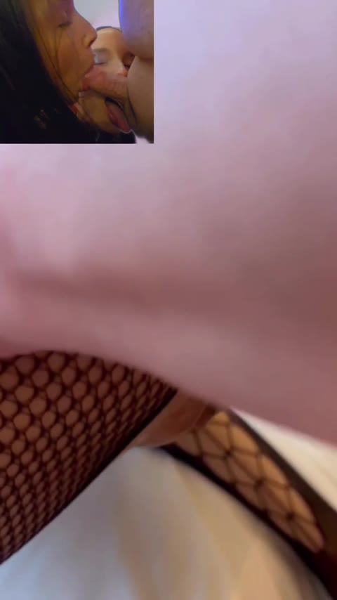 Adelalinkatwins exclusive leaked nude post on ReelHub