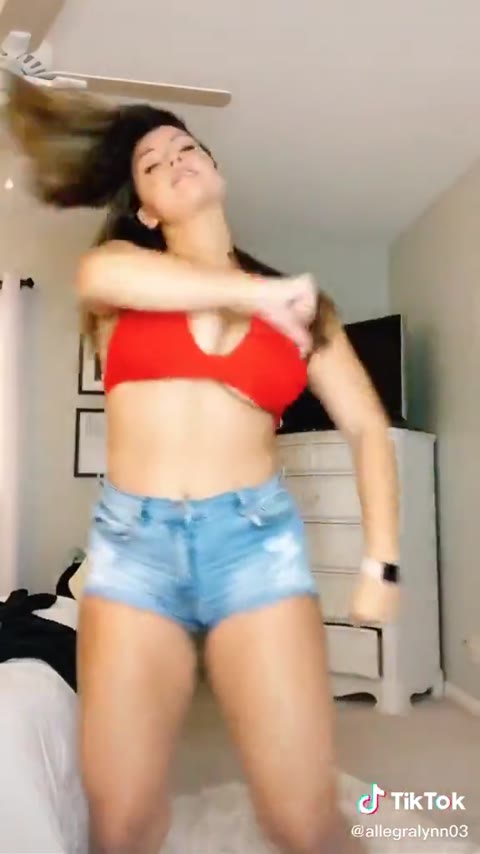 Allieeelynn nudes