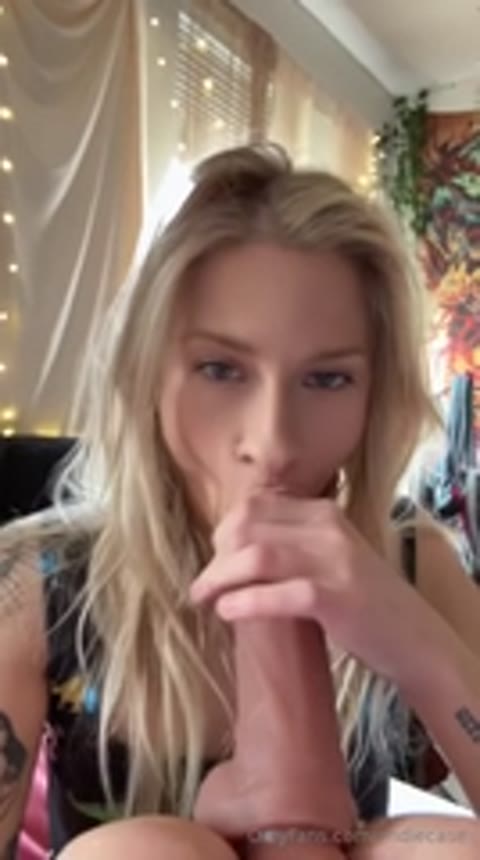 Andiecase leaked nude content