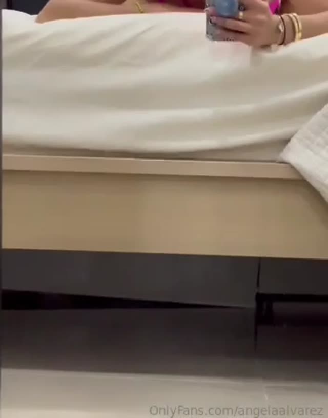 Angeelaalvarez exclusive leaked nude post on ReelHub