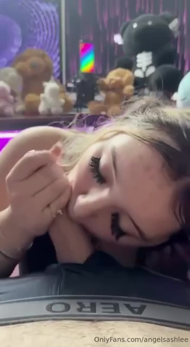 Angelsashles exclusive leaked nude post on ReelHub