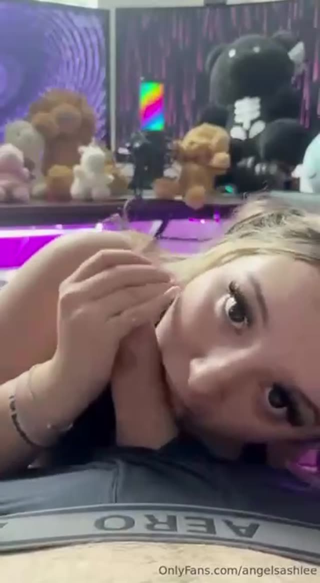 Angelsashles exclusive leaked nude post on ReelHub