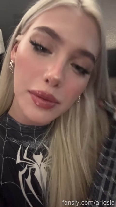 Ariesiagray leaked nudes