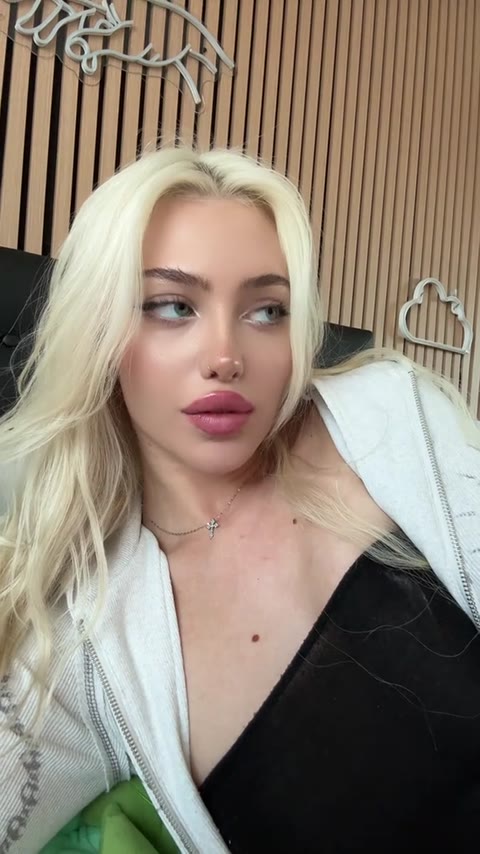Ariesiagray leaked nudes