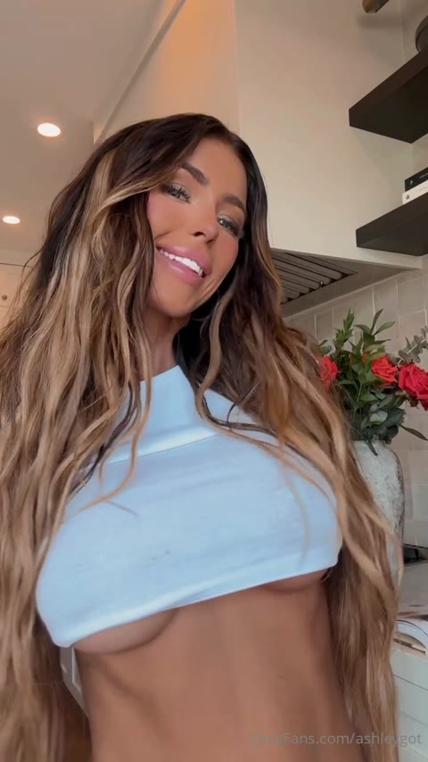 Ashleygot exclusive leaked nude post on ReelHub