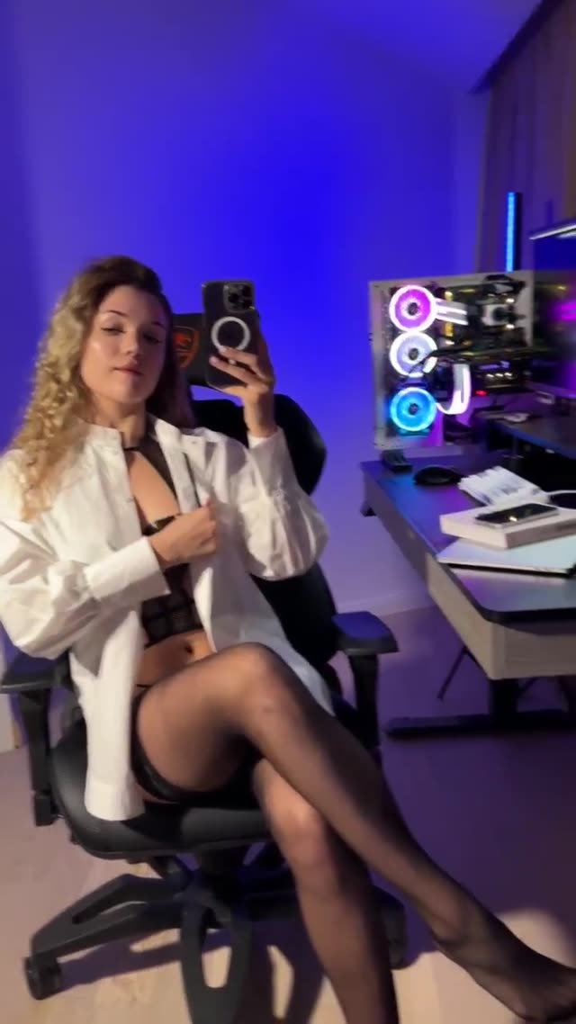Badte4cherr exclusive leaked nude post on ReelHub