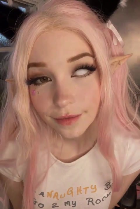 Belledelphine leaked nudes