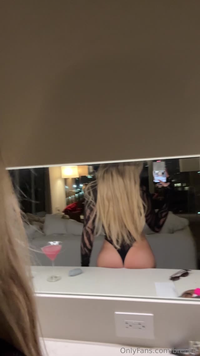 Breckiehil exclusive leaked nude post on ReelHub