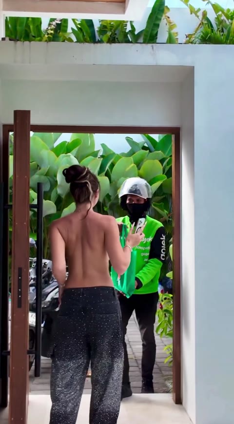 Callmeslooo exclusive leaked nude post on ReelHub