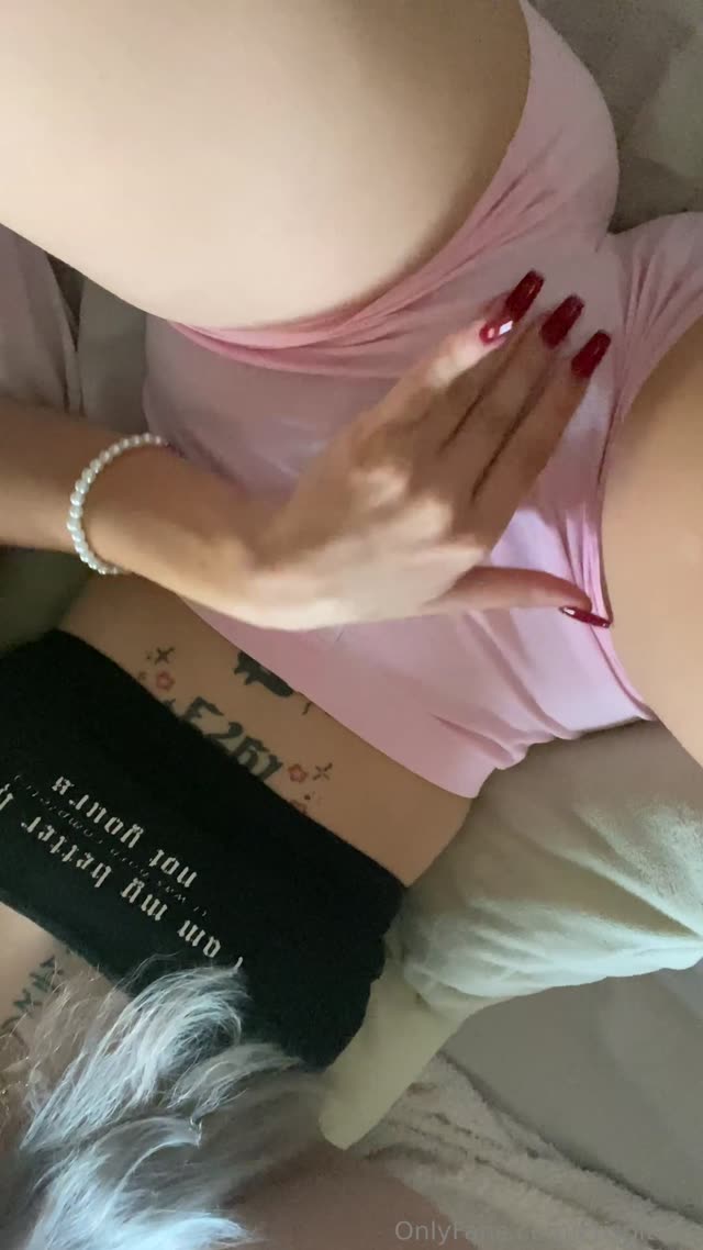 Crisnubitoo exclusive leaked nude post on ReelHub