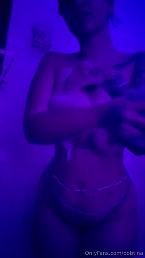 Crissi exclusive leaked nude post on ReelHub