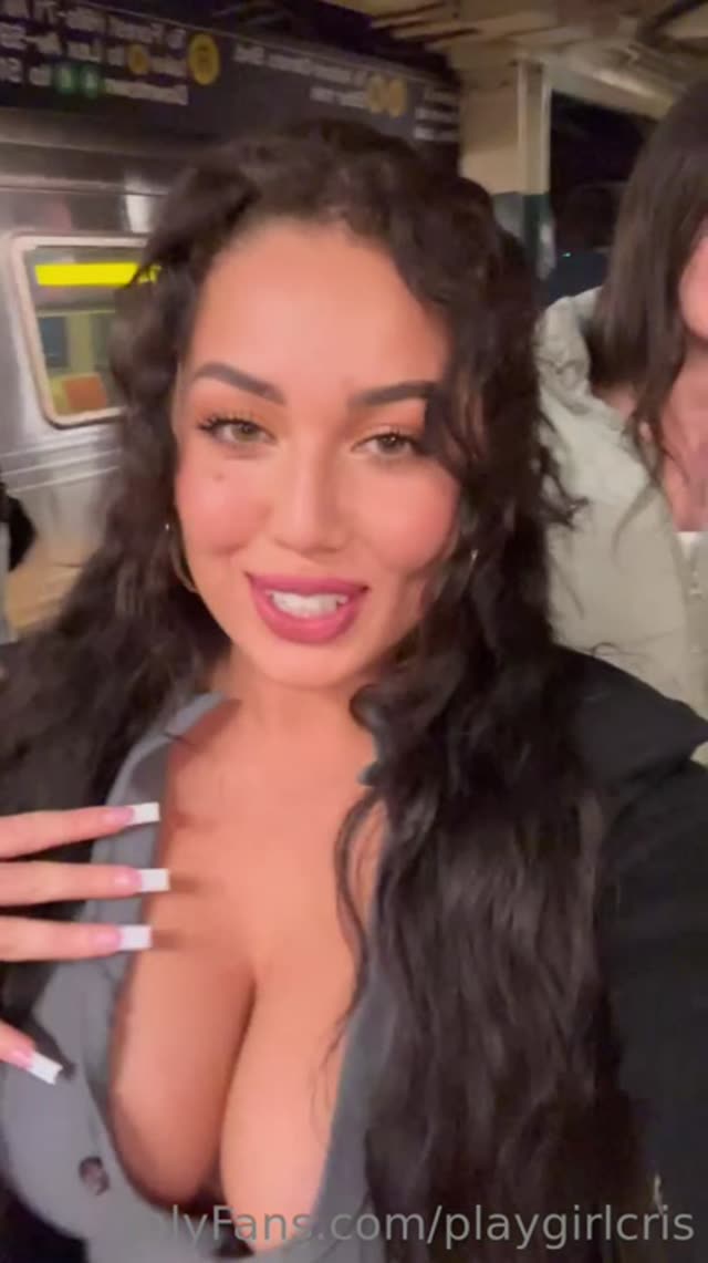 Cristiana lovee exclusive leaked nude post on ReelHub