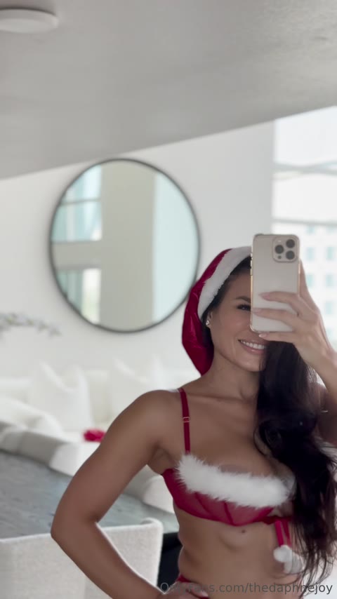 Daphnejoy leaked nude content