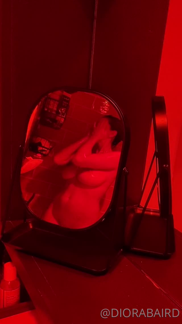 Diorabaird exclusive leaked nude post on ReelHub