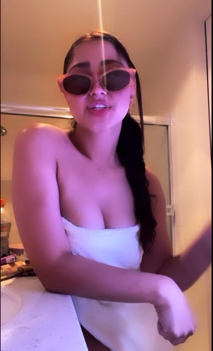 Divaflawless exclusive leaked nude post on ReelHub