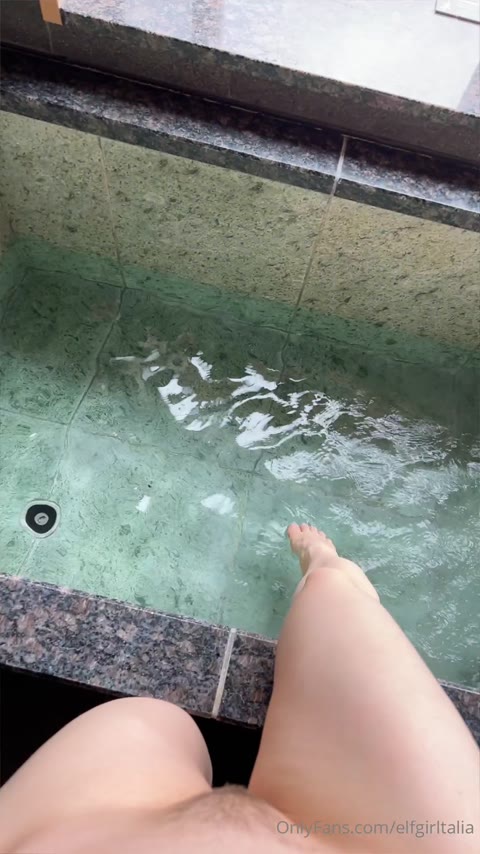 Elfgirltalia leaked nude content