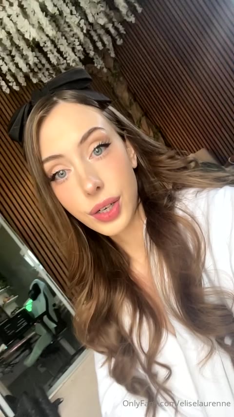 Eliselaurenneellie leaked nudes