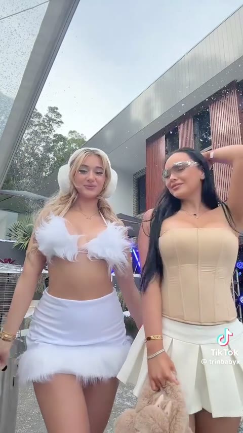 Emaliedasxo exclusive leaked nude post on ReelHub