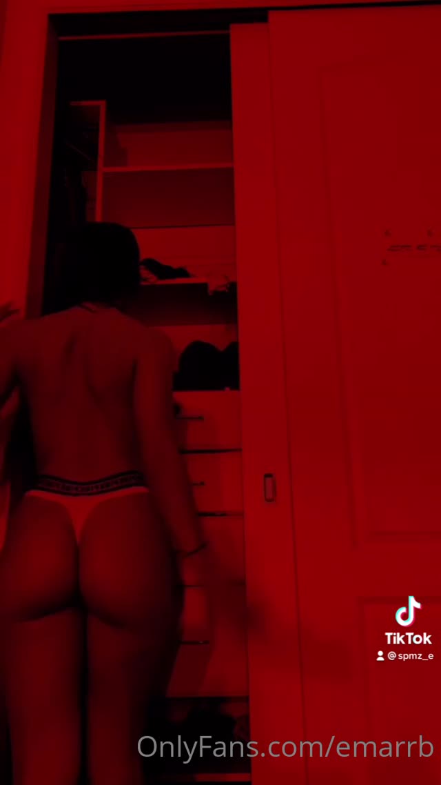 Emarb exclusive leaked nude post on ReelHub