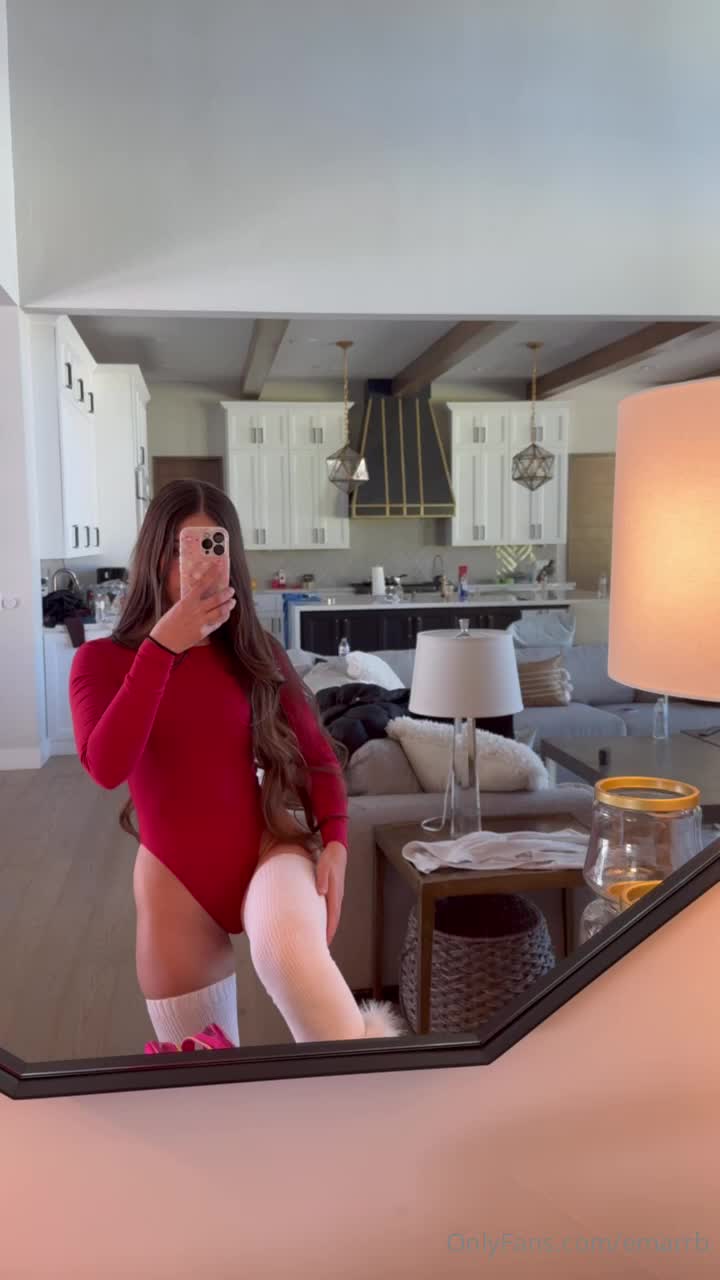 Emarb exclusive leaked nude post on ReelHub