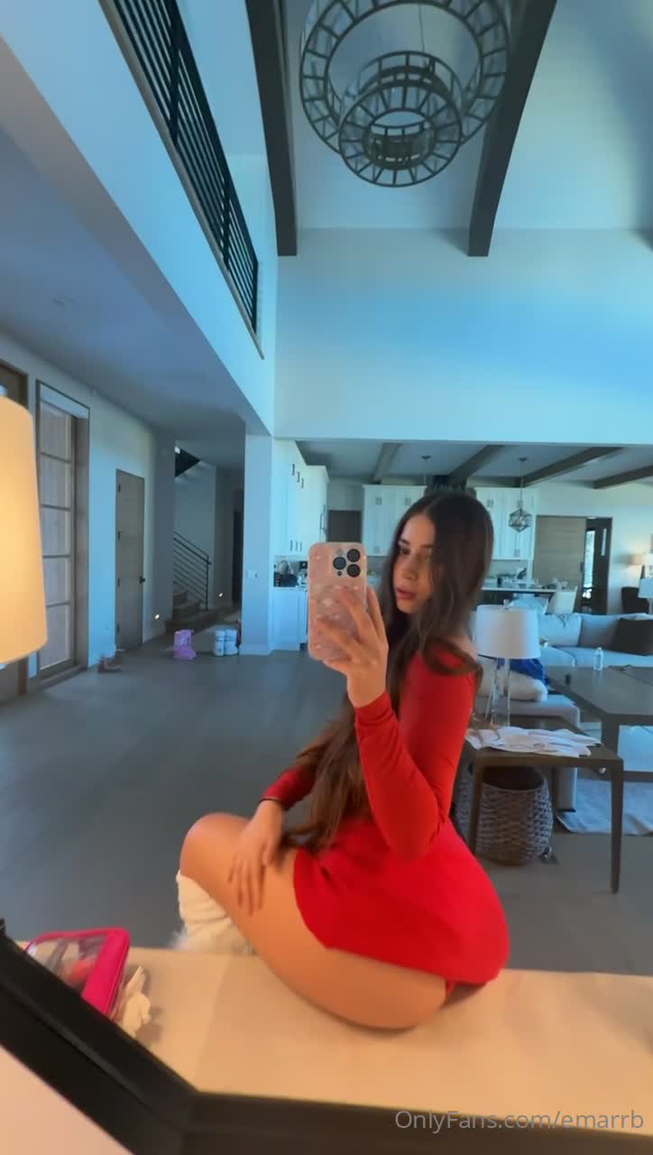 Emarb exclusive leaked nude post on ReelHub