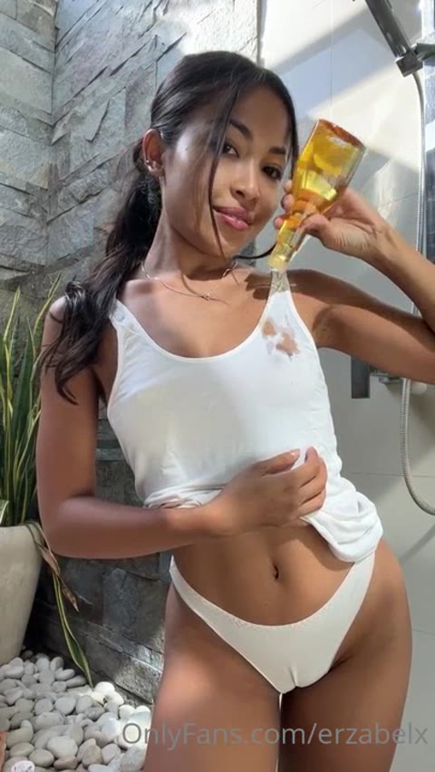 Erzabel exclusive leaked nude post on ReelHub