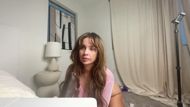 Evanamariaa exclusive leaked nude post on ReelHub