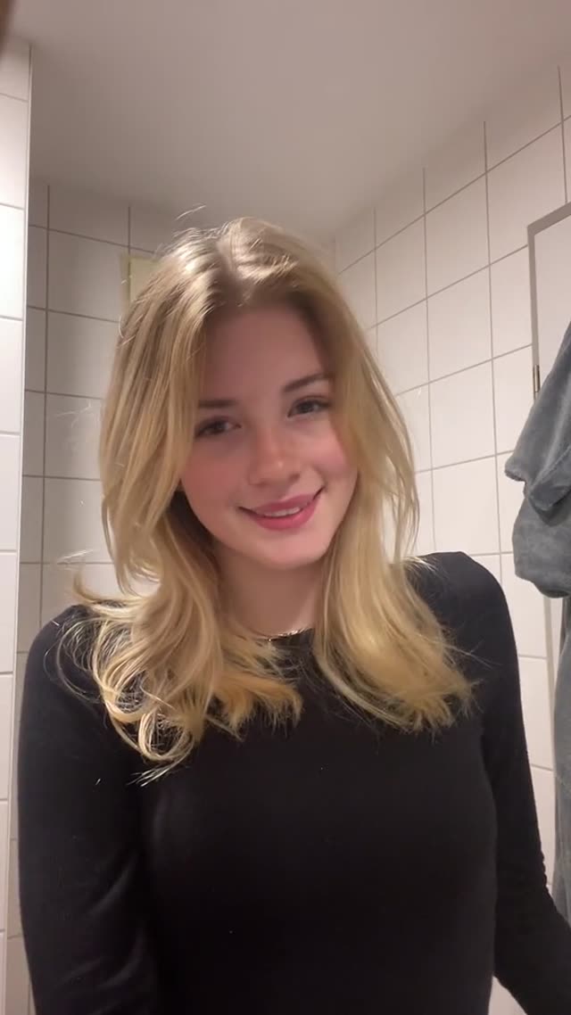 Fabienne0805 exclusive leaked nude post on ReelHub