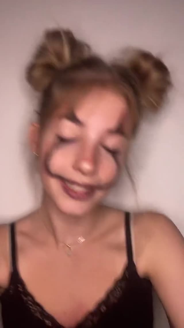 Fabienne0805 exclusive leaked nude post on ReelHub