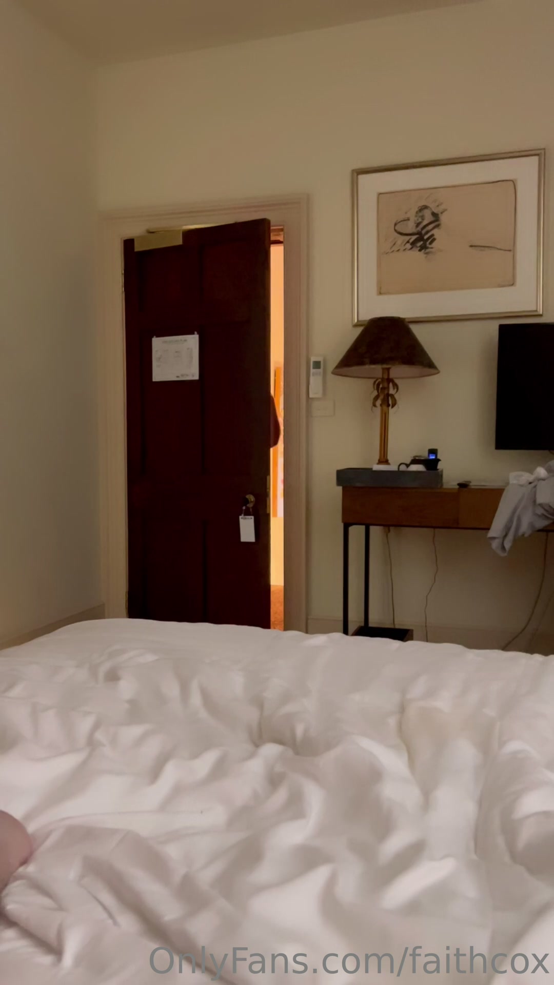 Faithcakee exclusive leaked nude post on ReelHub