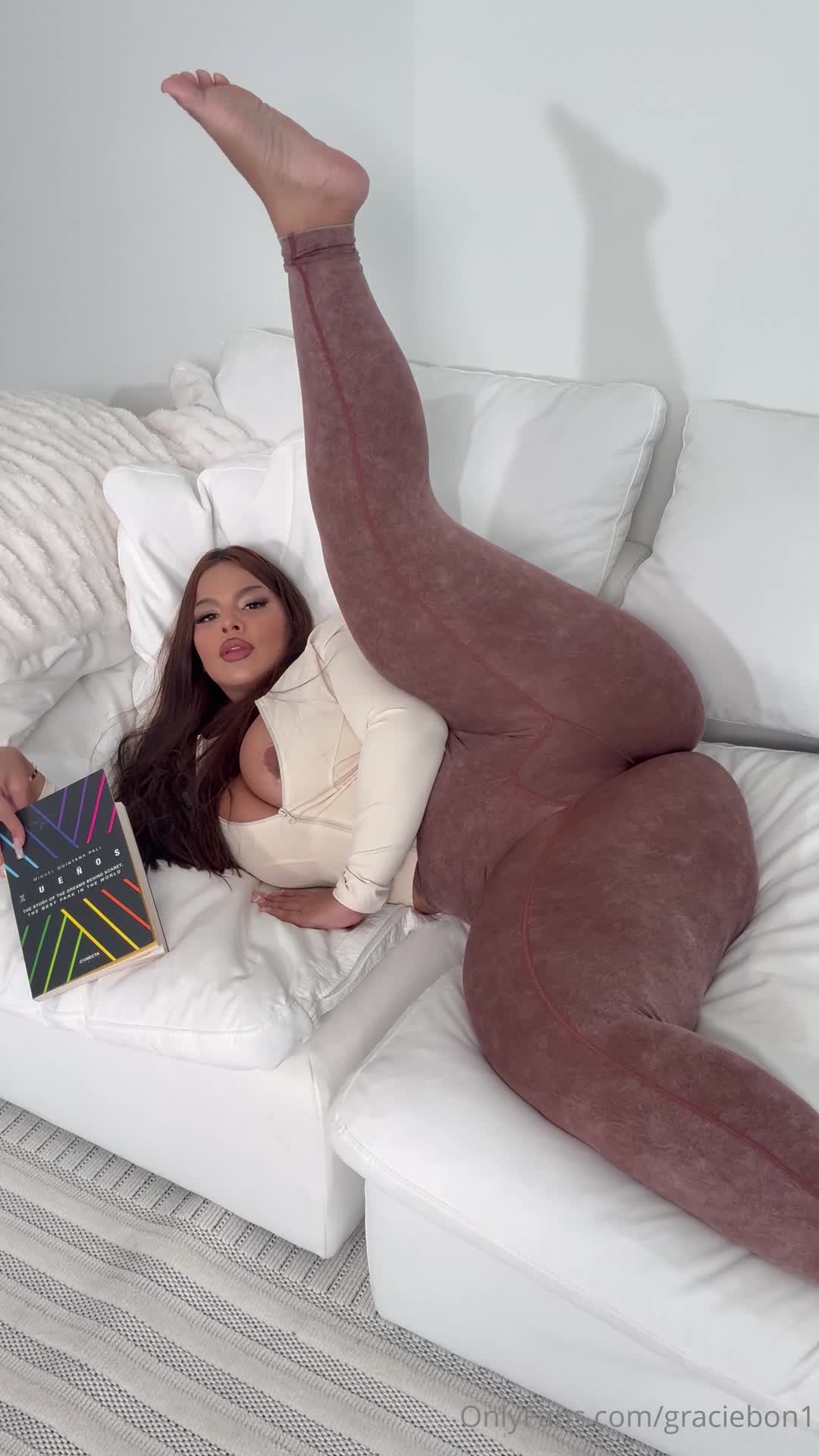 Graciebon exclusive leaked nude post on ReelHub