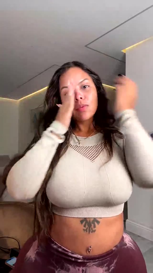 Graciebon exclusive leaked nude post on ReelHub