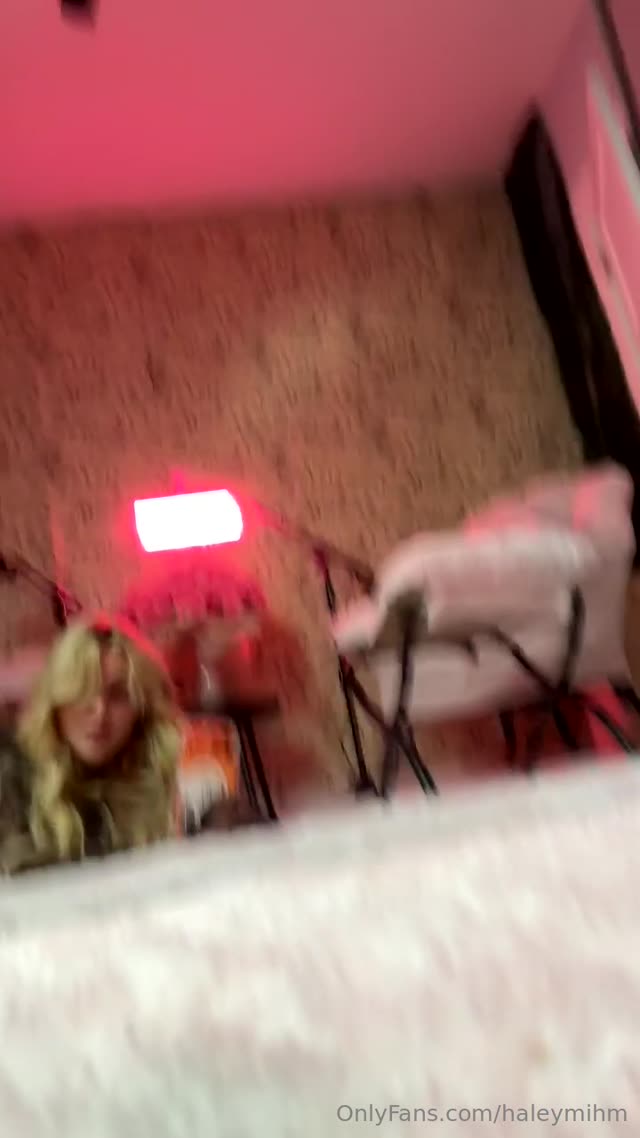Haleymihmm exclusive leaked nude post on ReelHub