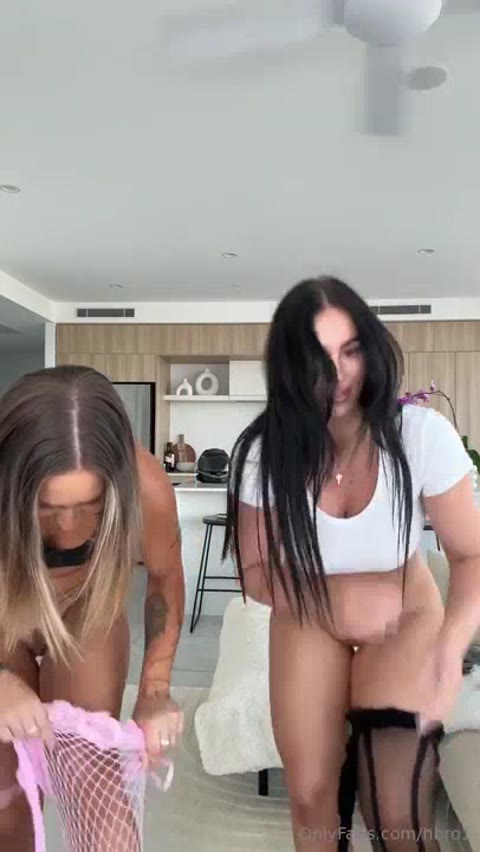 Hollybrougham leaked nude content
