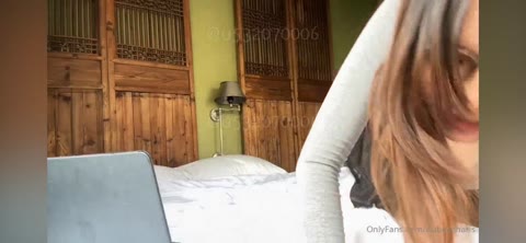 Isabelleharis leaked nude content