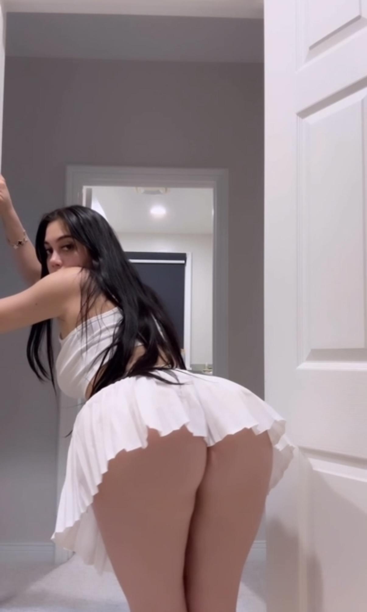 Jailyneojeda leaked nude content