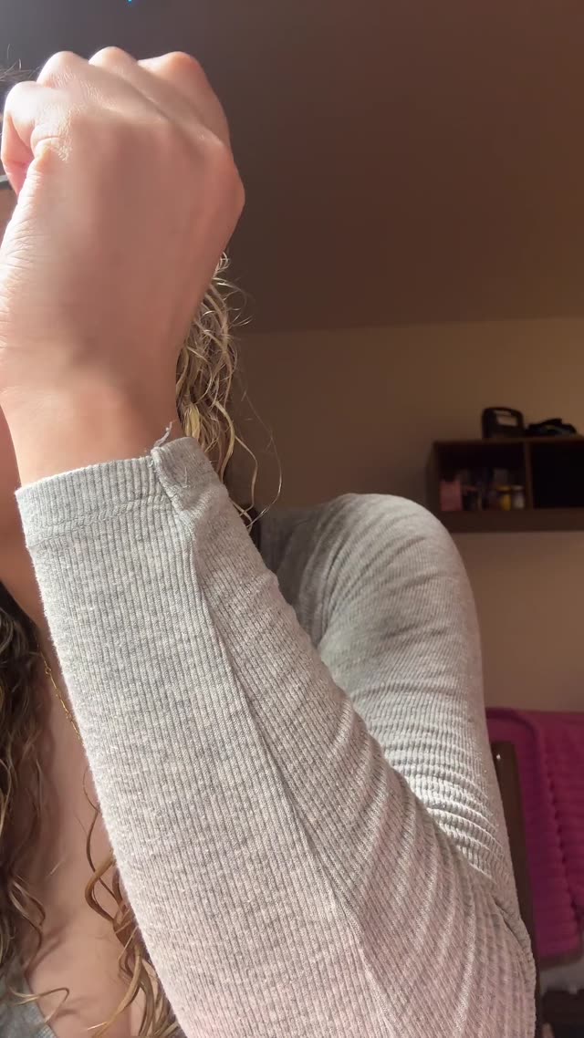 Kirapregiato exclusive leaked nude post on ReelHub