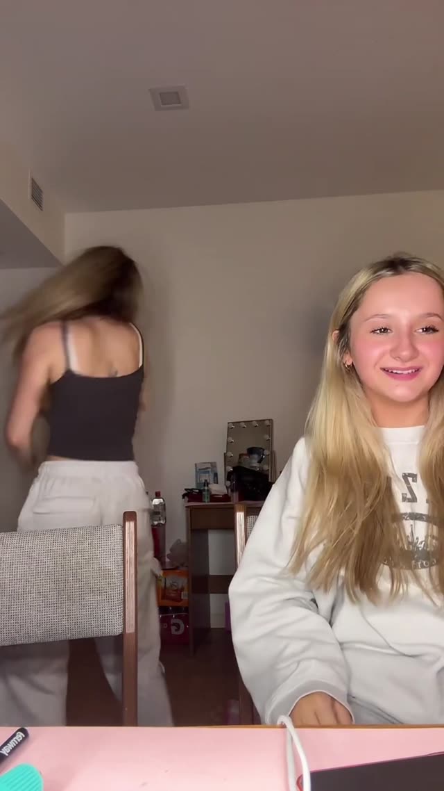 Kirapregiato exclusive leaked nude post on ReelHub