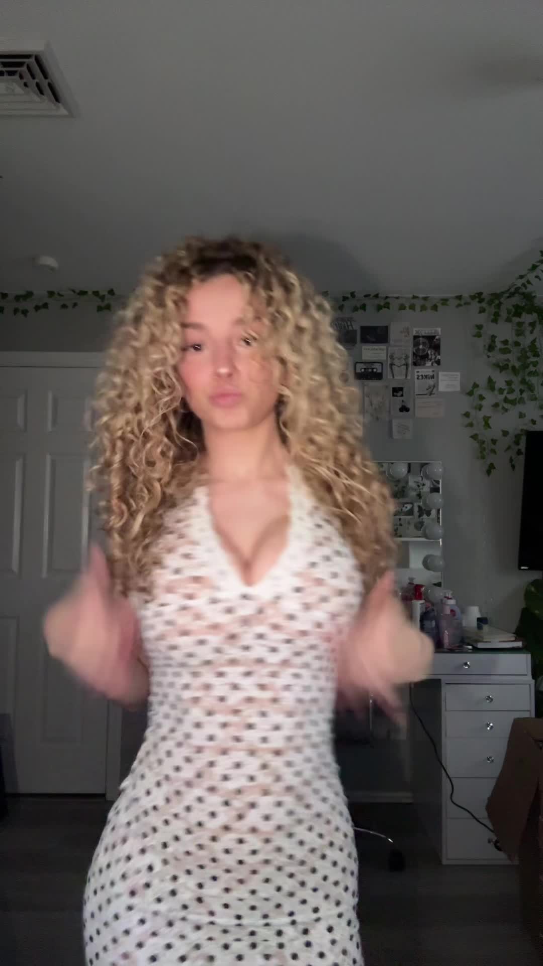 Kirapregiato leaked nude content