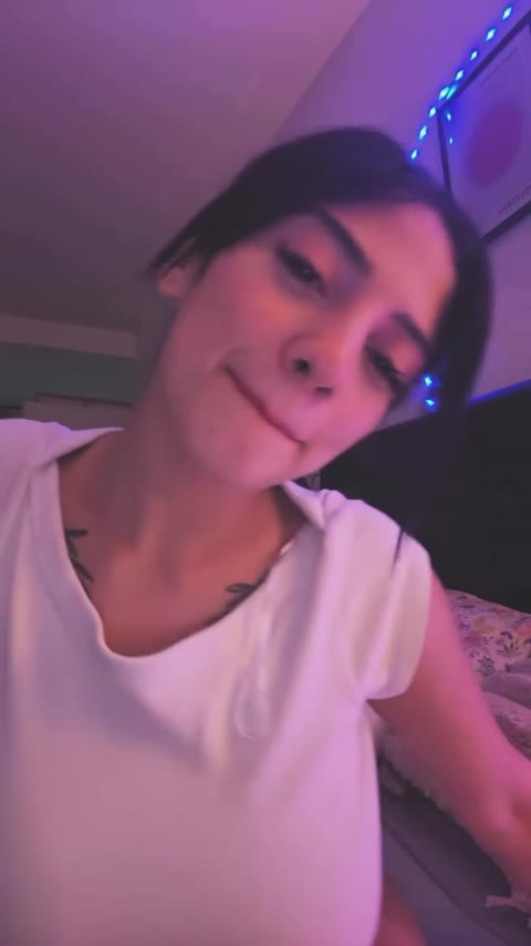 Kyliecruuzz exclusive leaked nude post on ReelHub