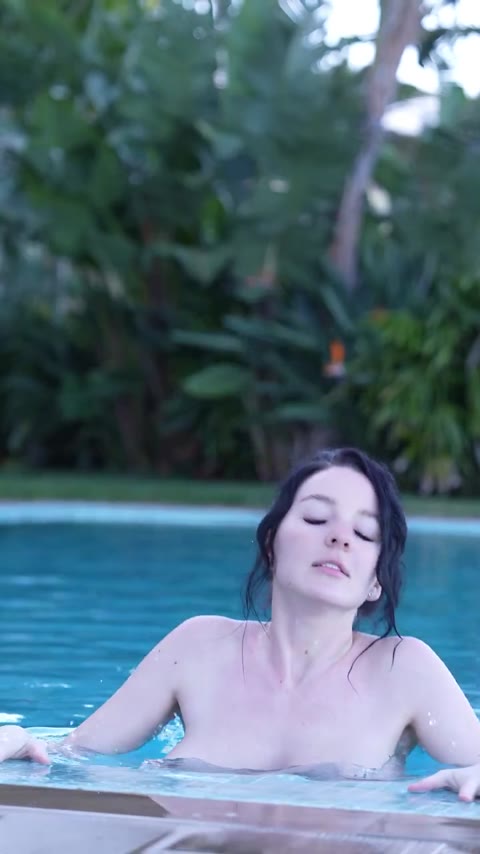 Laurine exclusive leaked nude post on ReelHub