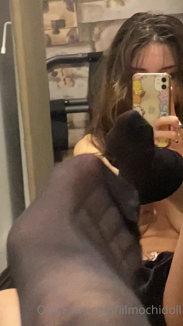 Lilmochidoll exclusive leaked nude post on ReelHub