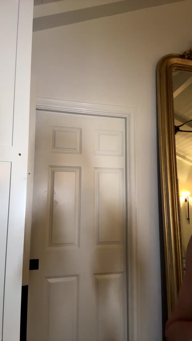Lindseypelas exclusive leaked nude post on ReelHub