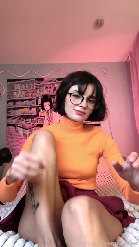 Loonassoftfeet leaked nude content