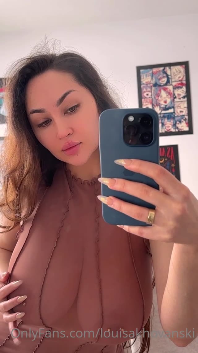 Louisakhovanski exclusive leaked nude post on ReelHub