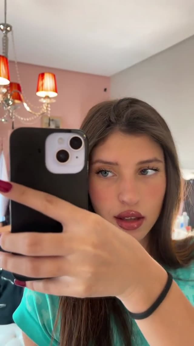 Louisarainx exclusive leaked nude post on ReelHub