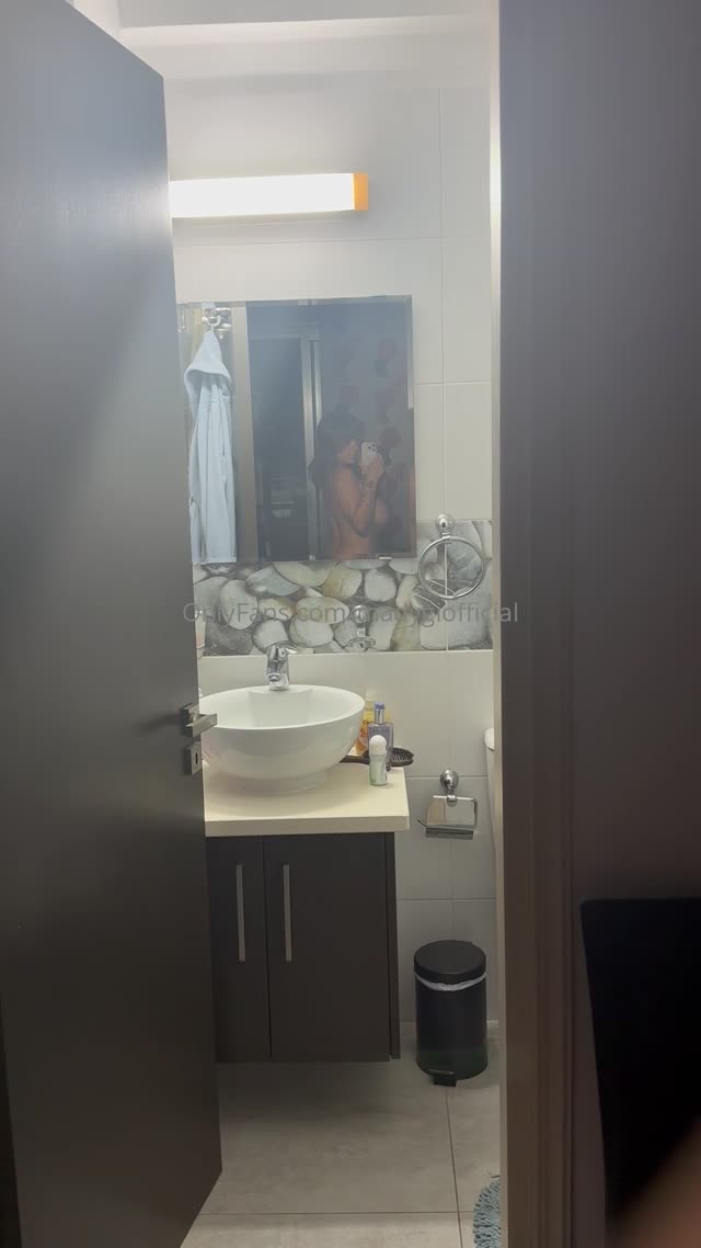 Madygiofficial leaked nudes