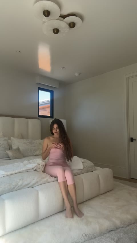Megnutt top nude channel