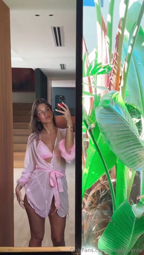 Mikaalafuente exclusive leaked nude post on ReelHub